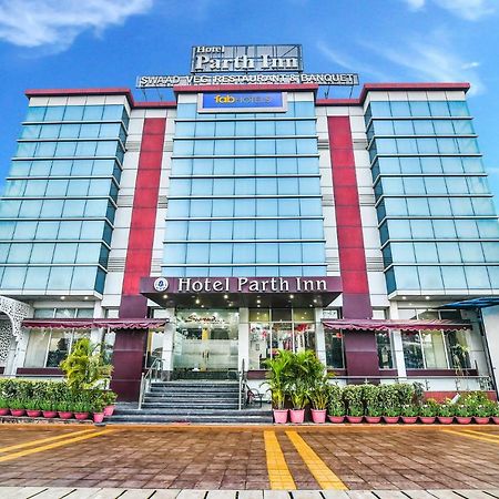 Hotel Parth Inn Ghaziabad Exterior foto