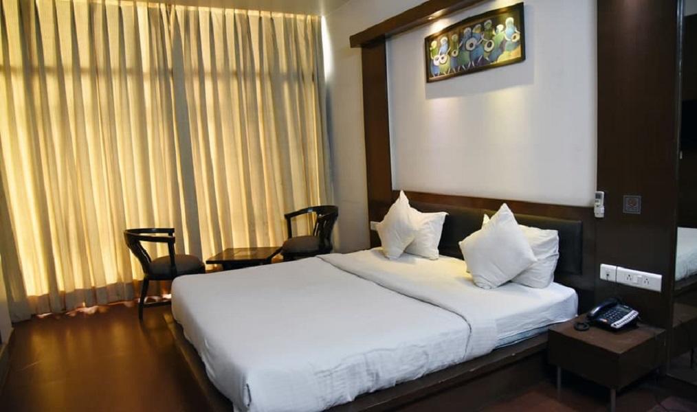 Hotel Parth Inn Ghaziabad Exterior foto