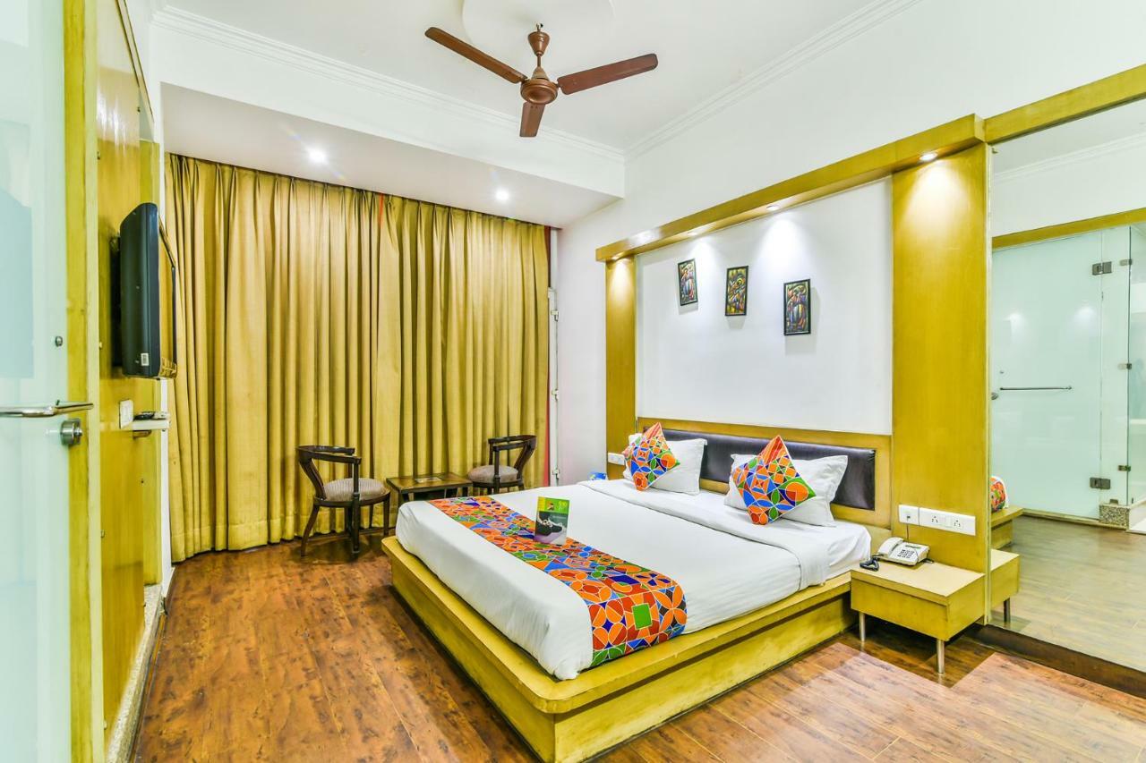 Hotel Parth Inn Ghaziabad Exterior foto