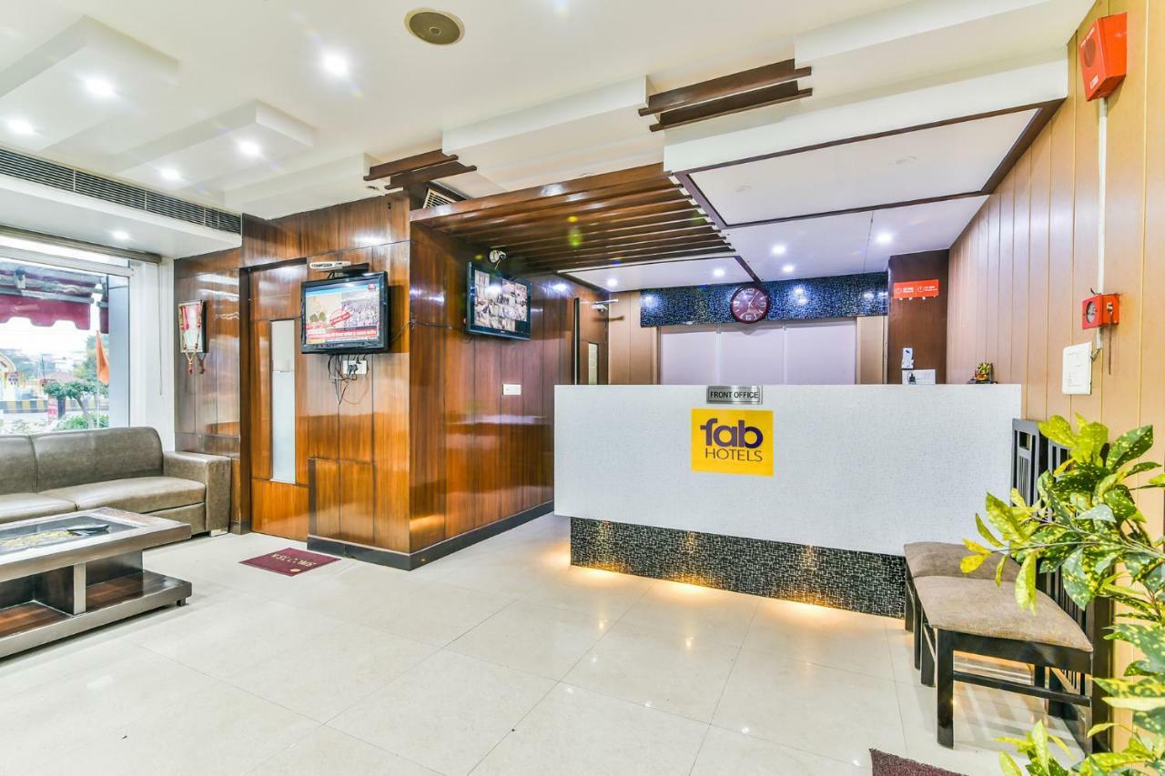Hotel Parth Inn Ghaziabad Exterior foto